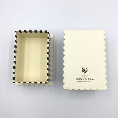 Cajas de regalo cosméticas de la cartulina con el ODM de las tapas que empaqueta la parte inferior de papel reciclada